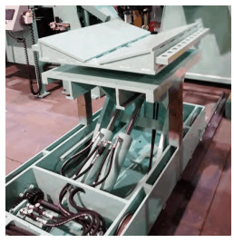 COLT Scissor Lift Traveling Coil Car avec table tournante à 180°.