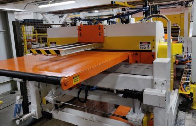 Colt Automation, alimentador automatizado para bobinas de metal. Construcción sólida y de calidad para fabricantes de piezas de acero.