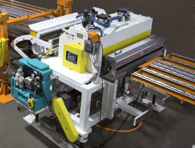 Lubricador Colt en alimentador de acero automatizado, mesa de roscado